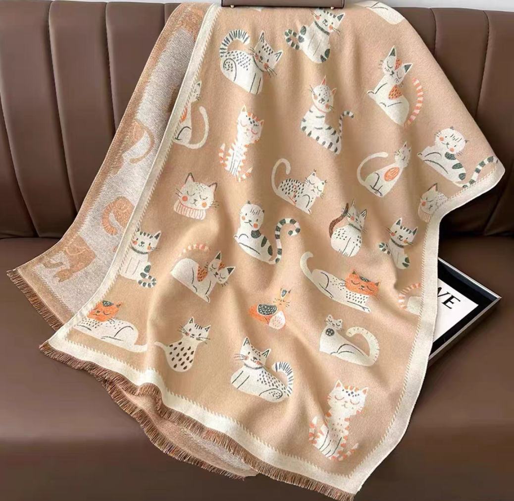 SCARVES - Modern Oversized Cat Scarf