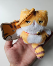 Keychain - Crouching Tiger Grumpy Kitten